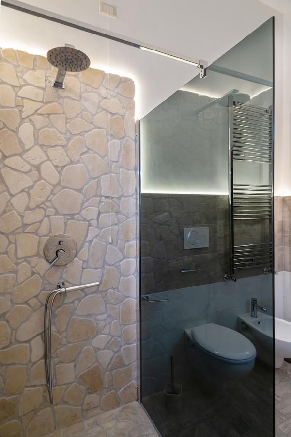 Villa Domus Salento Suites & Rooms Con Parcheggio Privato In Loco Lecce Dış mekan fotoğraf