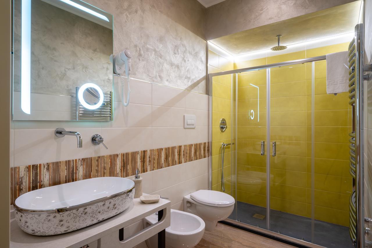 Villa Domus Salento Suites & Rooms Con Parcheggio Privato In Loco Lecce Dış mekan fotoğraf