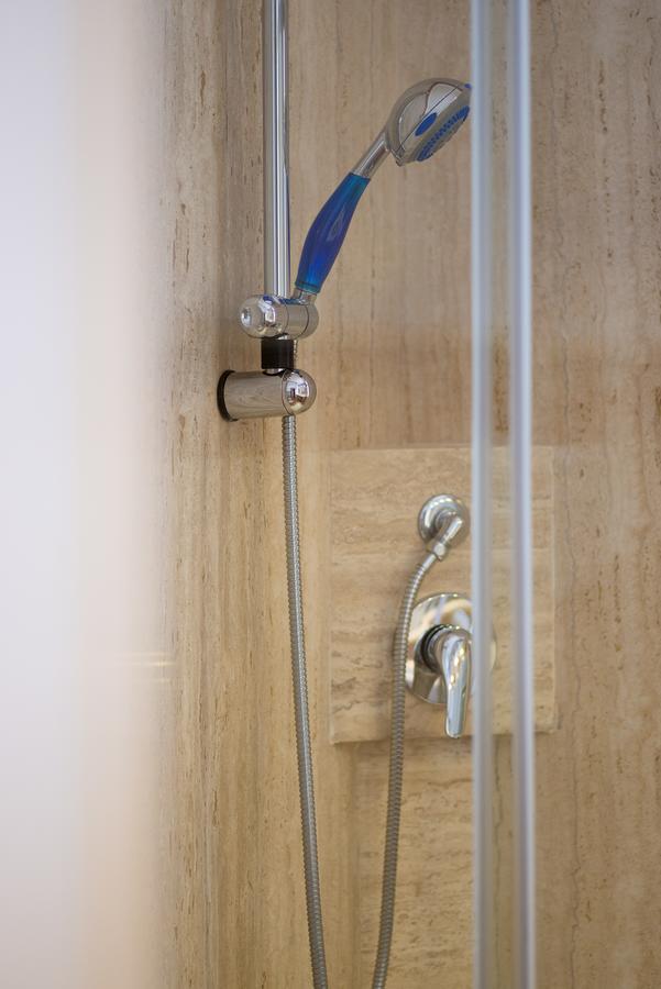 Villa Domus Salento Suites & Rooms Con Parcheggio Privato In Loco Lecce Dış mekan fotoğraf