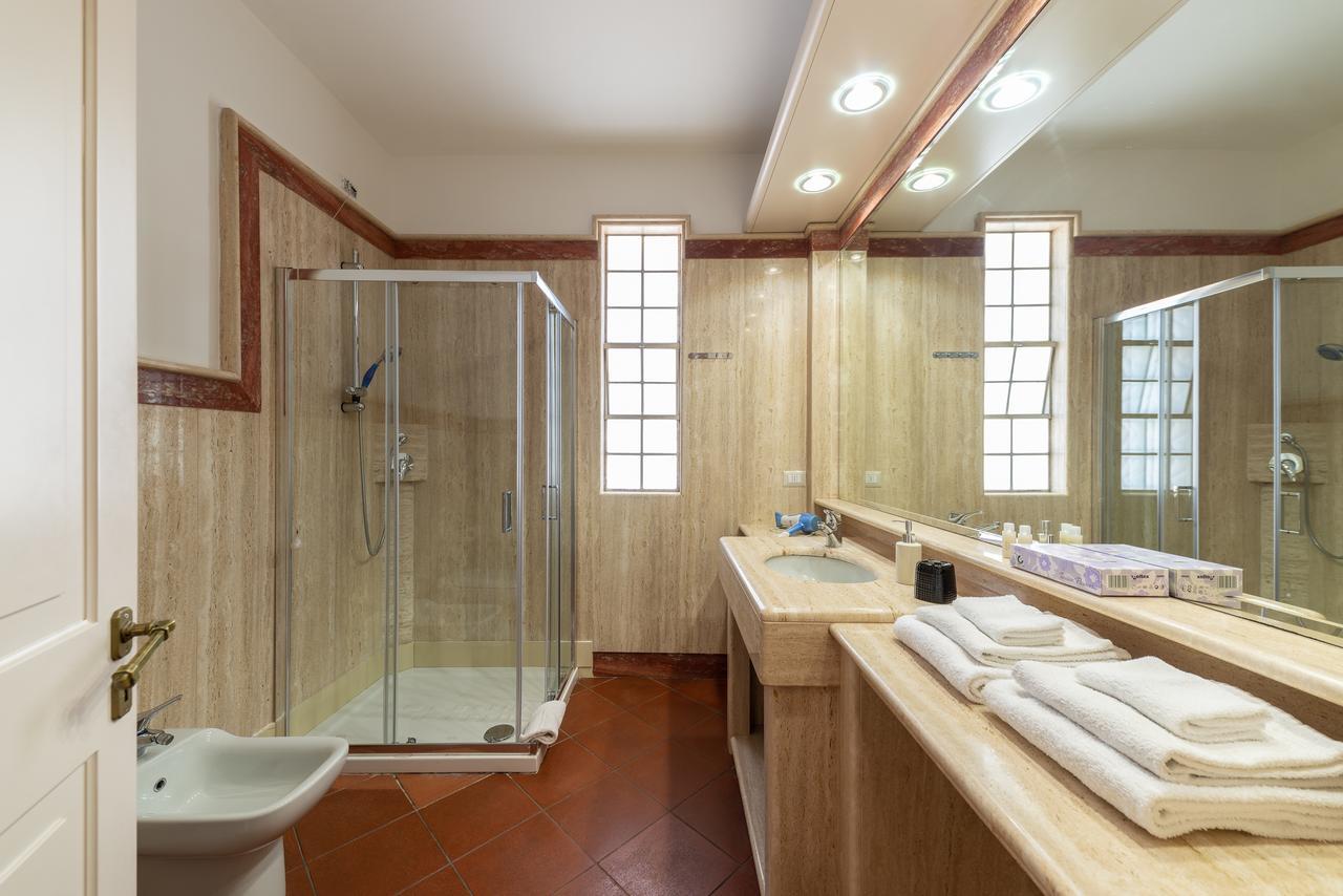 Villa Domus Salento Suites & Rooms Con Parcheggio Privato In Loco Lecce Dış mekan fotoğraf