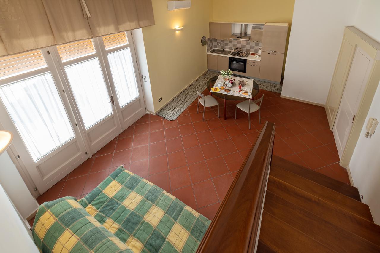 Villa Domus Salento Suites & Rooms Con Parcheggio Privato In Loco Lecce Dış mekan fotoğraf